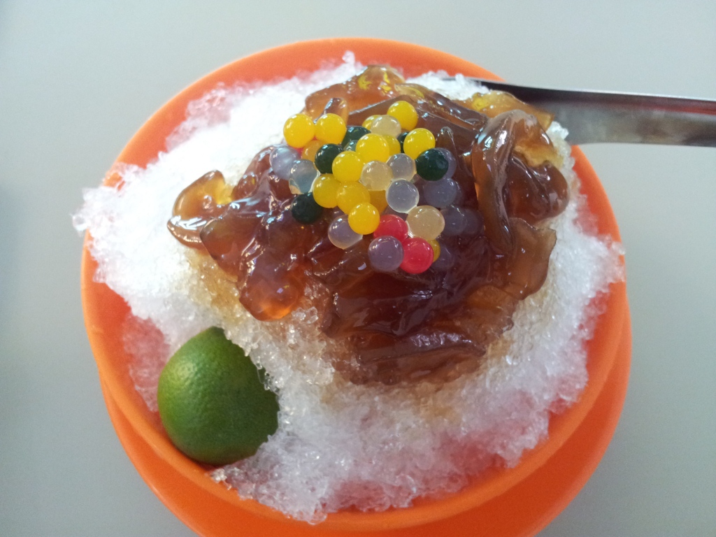 Early dessert! Sea coconut ice jelly!